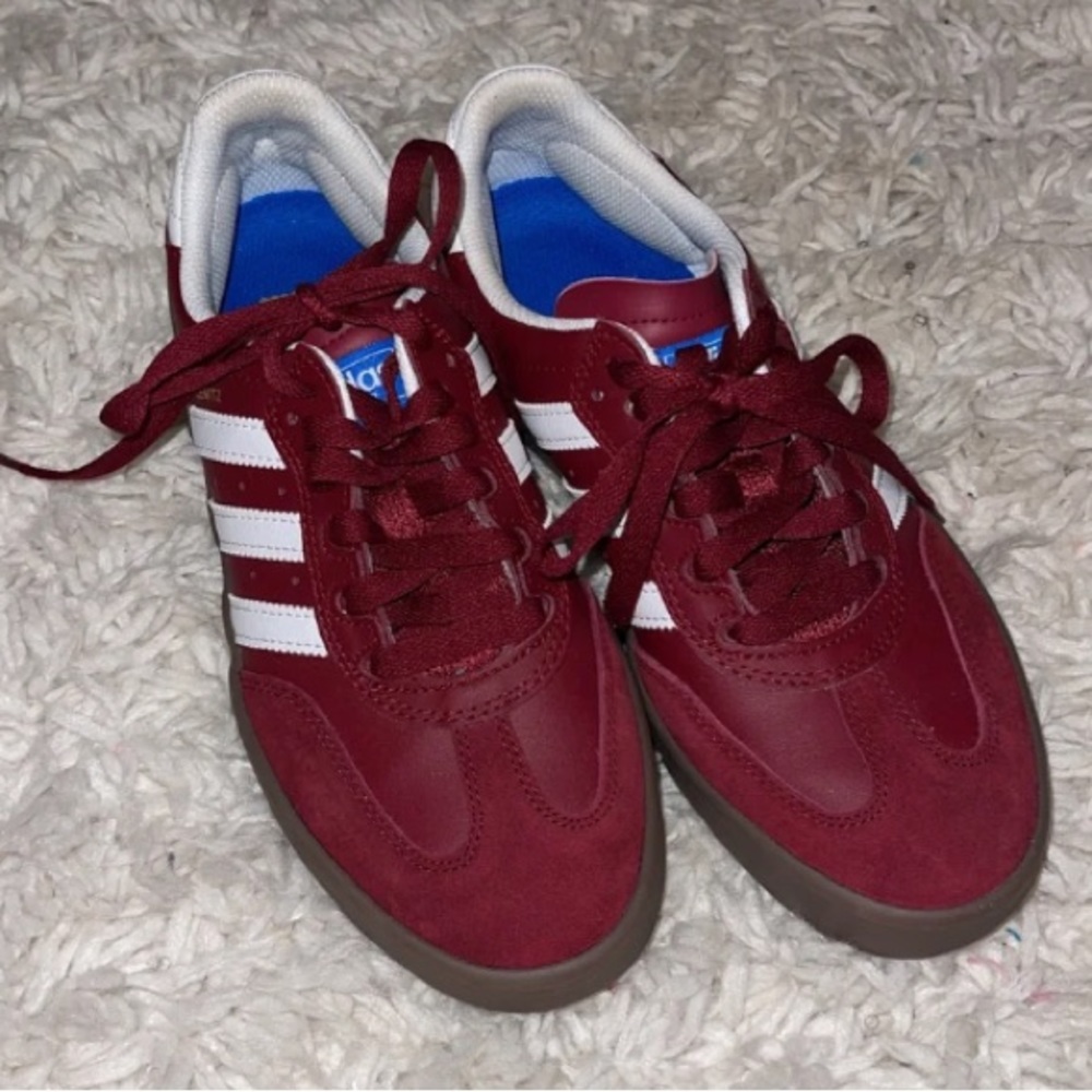 Busenitz Adidas- mens 6.5/ women’s 8